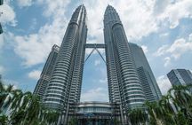 Petronas Twin Towers Admission with Private Pickup & Nasi Kandar