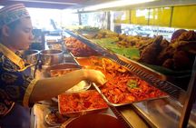 Petronas Twin Towers Admission with Private Pickup & Nasi Kandar