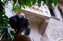 Make your Romantic Proposal in the City of Love