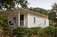 Elvis Presley's Childhood Home Sightseeing Daytrip from Memphis