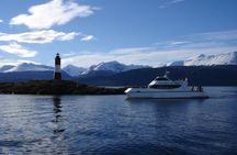 Navigation to Beagle Channel and Sea Lions Island with Transfers