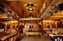 Cottage Style Evening with Folk Show and Traditional Feast from Krakow