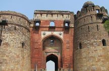 Private Tour: 'Purana Qila’ Sound and Light show with Dinner and Transfers