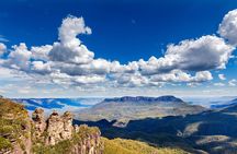 Blue Mountains Day Tour With Bushwalks, Waterfalls & Featherdale