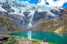 Tour Hike to Humantay Lake with Buffet Lunch