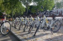 Madrid's River Side and Casa de Campo Bike Tour