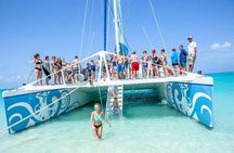 Family Catamaran & Snorkeling Cruise Turks & Caicos