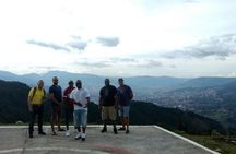 Combo Tour: Christmas Lights and Medellin City Tour Including Traditional Food