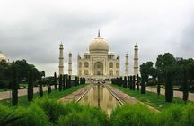 Private Tours: Taj Mahal Sunrise Tour from New Delhi