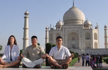 Private Trip to Taj Mahal With Front & Reverse View