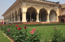 Agra Guiding Tour by Car from Agra Hotel/Airport/Train Station.