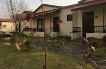 Pokhara: Stay in Cottage with Day Hike to World Peace Stupa