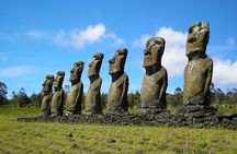 Easter Island Moai Archaeology Tour: Ahu Akivi, Ahu Tahai and Puna Pauâ Quarry.