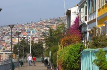 Valparaiso Walking Tour Including Funiculars and Trolley Bus Rides
