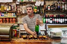 Born to Eat: Gourmet Tapas & Wine Small Group Tour in Old Barcelona