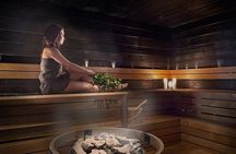 Private Traditional Lakeside Sauna with Midnight Sun