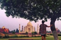 Private Taj Mahal Agra fort Day Trip from Delhi By Car 