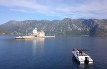 Private tour with speed boat - Perast and Lady of the rock