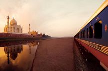 Private Taj Mahal and Agra Fort Day Trip By Superfast Train From Delhi
