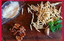 Cesarine: Home Cooking Class & Meal with a Local in La Spezia