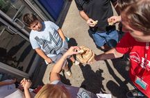 Walking Tour of Toronto's Kensington Market and Chinatown