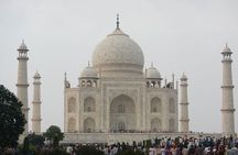 Private Taj Mahal and Agra Tour by Gatimaan Express 