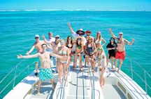 Private Catamaran Booze Cruise & Snorkeling