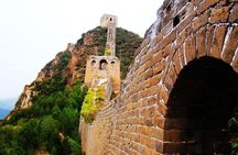 All-Inclusive Private Wild Great Wall Hiking Tour at Gubeikou
