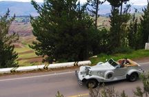 Cusco Romantic Escape: 2 hours Vintage Excalibur Car Tour in Cusco
