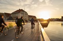 Copenhagen Hidden Gems PhotoWalk tour - Christianshavn & Houseboats