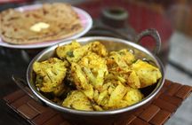 3-hour Private Cooking Lesson and Meal in a Local Agra Home