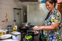 Village Tour and Goan Portuguese Fusion Meal with a Local