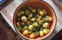 Private Rajasthani Cooking Class in an Udaipur Home