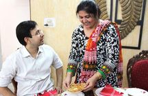 Private Indian Cooking Demonstration and In-Home Meal Minutes from the Taj Mahal