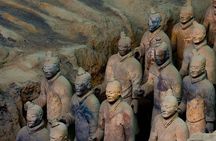 Xi'an Highlights Day Tour: Terracotta Warriors and City Sightseeing