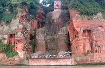 Private Leshan Giant Buddha and Local Food Tasting Trip