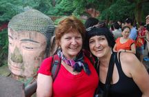 Private Leshan Giant Buddha and Local Food Tasting Trip