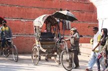 3-Hour Thamel Sightseeing Tour by Rickshaw in Kathmandu