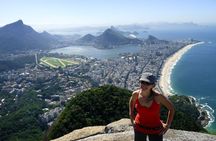 Experience Favela: Two Brothers Hike and Vidigal Tour 