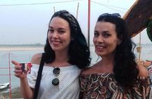 4-hours Private Tour : Morning Boat Ride And Akhadas