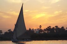 Dahabiya Nile Cruise from Aswan to Luxor w/ Sightseeing