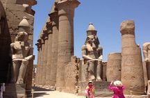 Private Guided Tour to East Bank Including Karnak and Luxor Temples