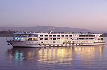 Private Tour:12 Days 11 Nights Pyramids/Nile Cruise & Hurghada by Air from Cairo