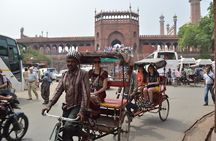 Old Delhi Photography & Food Tour with Rickshaw Ride to Masterji Kee Haveli