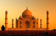 Private day trip to Taj Mahal from New Delhi