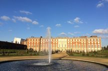 Private Full Day tour of Windsor castle and Hampton court palace from London