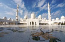 Abu Dhabi City Tour from Dubai including Lunch in Emirates Palace