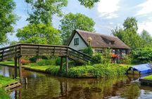 Private Day Trip from Amsterdam to Giethoorn including boat tour