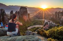 Majestic Sunset Meteora Tour with Local Guide
