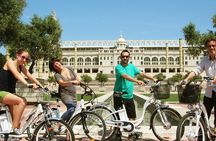 Private Electric Bike Guided Tour in Barcelona